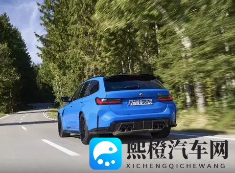 宝马M3旅行版正式上市，搭载30升直列六缸发动机，加速36秒-2