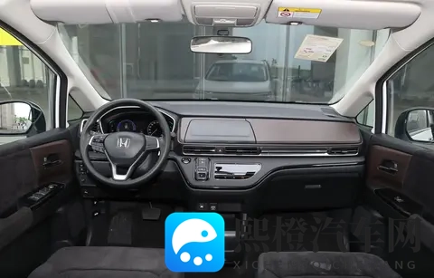 2358万元起,奥德赛全系搭载20L油混动力,潜在用户该怎么选?-2