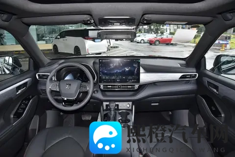 2026款丰田皇冠陆放配置解析与选买建议-3