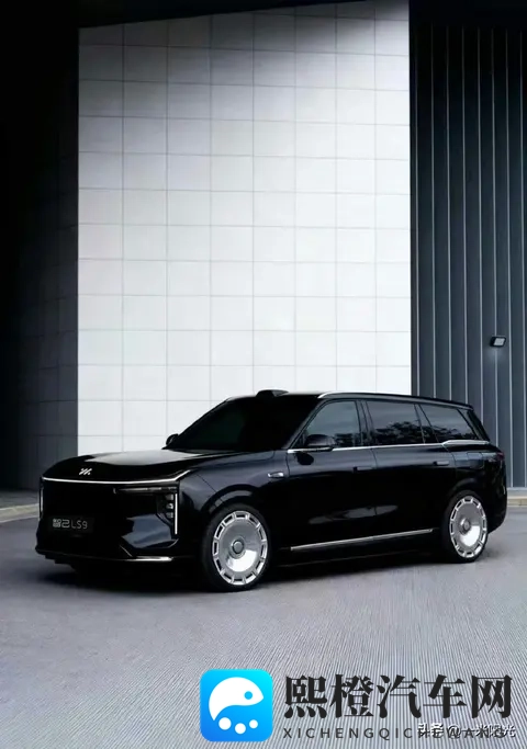 #上汽旗舰智己LS9今日开启预售-1