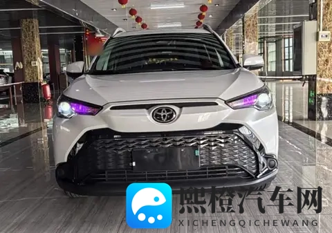 丰田真的“一降到底”！跌至868万起，入门配7气囊，性价比真高-3