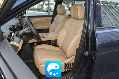 亏电油耗55L,续航1240km!AION i60增程版:20万配置竟卖12万多-2