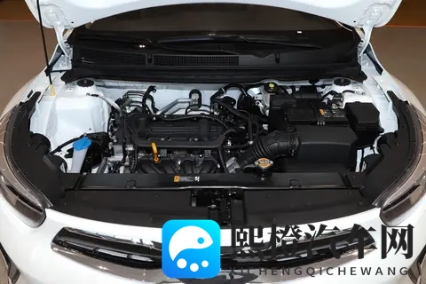 26款起亚奕跑上市,补贴售价648万元起-3