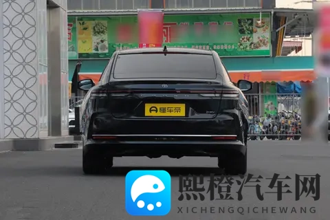 30-35 万选进口豪华车？2024 款丰田皇冠两款车型直接对号入座-1