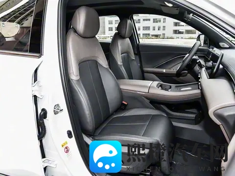 新款长安CS55 PLUS PHEV,新增天枢驾驶辅助视觉版,售价1129万元-2