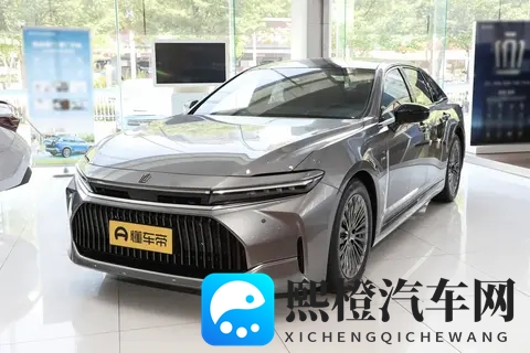 进口中大型车,皇冠哪一款值得选?试驾分析,配置够用动力直观!-3