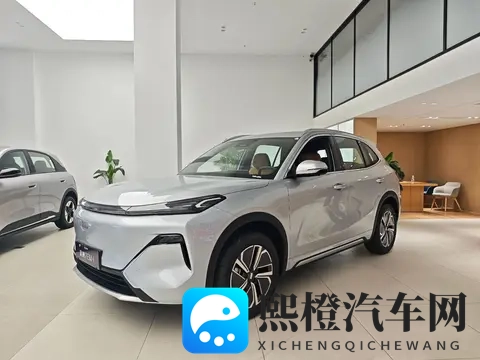 26款吉利银河星舰7到店,升级千里浩瀚H3,换175kW电机+续航200km-1