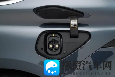 深度体验蔚来ET9：续航、操控、空间，全方位考量家庭用车需求-1