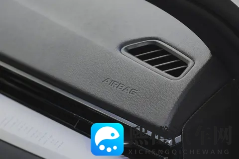 油电同智,吉利星瑞东方曜,10万级家轿的油电同智选择-1