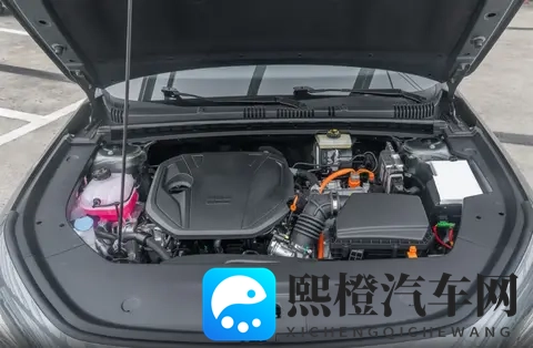 优惠后688万起，银河星耀6搅浑电混A级车市场，能否成功？-1