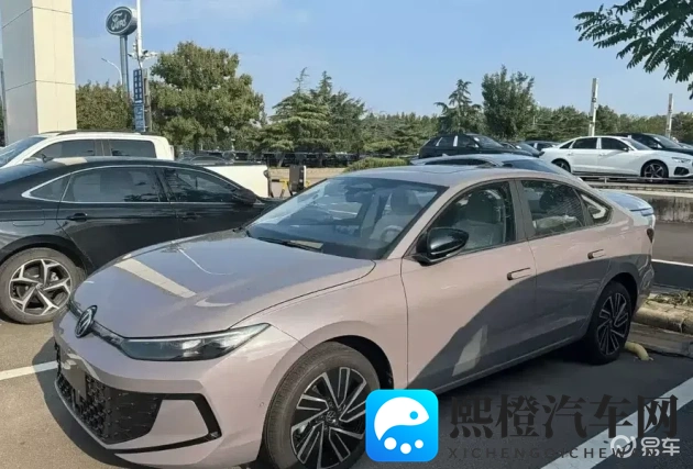 色情3D黄肉斗破苍穹游戏:汽车科技游戏融合:设计新趋势,未来惊喜连连-1