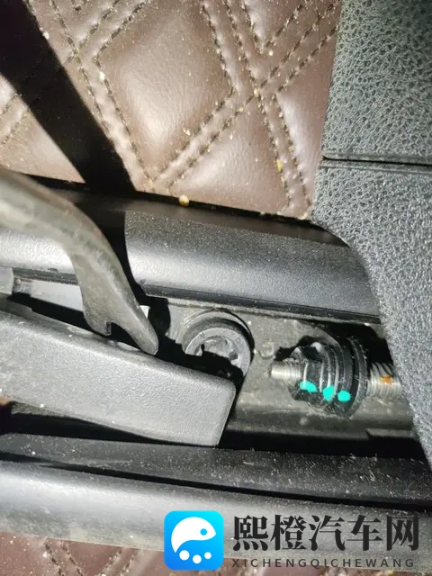 一手准新宝马5系,豪华舒适商务范儿,27万多开回家?-3