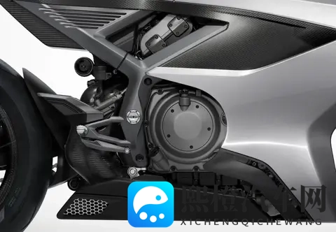 英伦传奇涅槃!诺顿Manx R全新V4动力亮相米兰展,TVS赋的复兴宣言-2