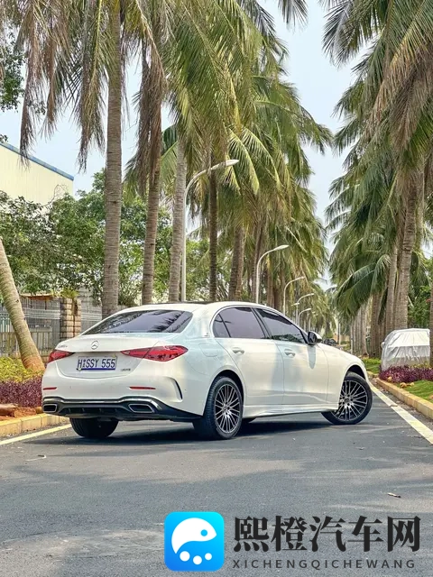 24款准新奔驰C级,24万拿下,香不香?-3