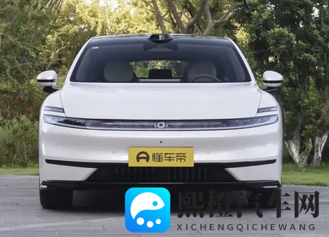 长安启源A06:续航持久,800V快充,还有冰箱-1