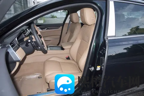 2025 款捷豹 XFL 深度体验:从配置到驾驶的全面解读-3