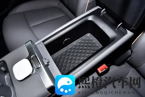 捷途旅行者双车全国上市,限时焕新价1249万元起!-1