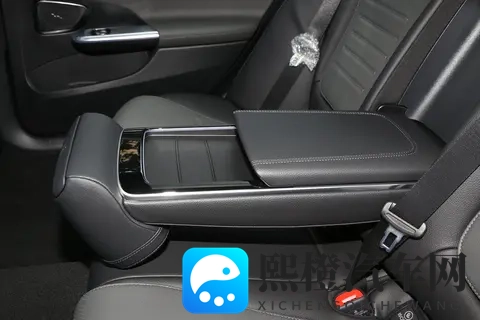 开奔驰C260L有“面子”,还在乎什么缺点？-2