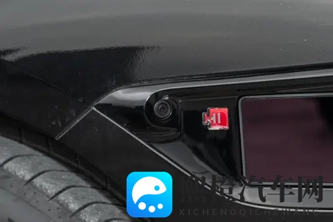 阿维塔12四激光雷达版:续航够长,充电够快,智能化体验拉满-1