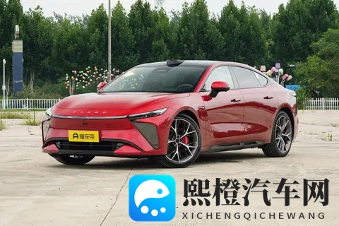 从动力到续航都惊喜!2025 款星纪元 ES 试驾,附 11 月专属购车福利-1