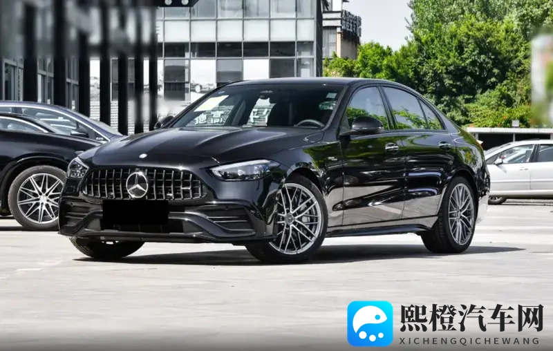 26款奔驰C级AMG上市 售价549万元起-1