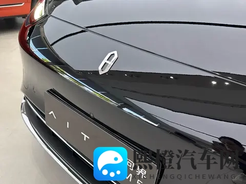 黄色下载3.0.3：全新版本黄色资源下载，3.0.3版震撼上线-2