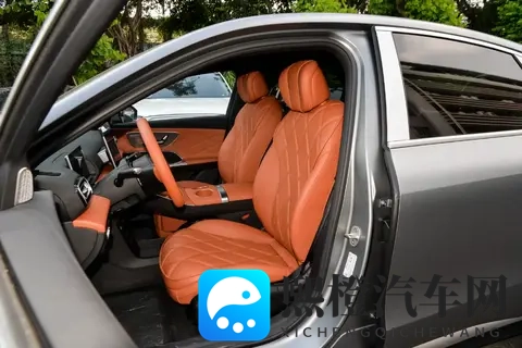 预算15万内就能买的C级插混，这3款值得一看，还带按摩座椅-1