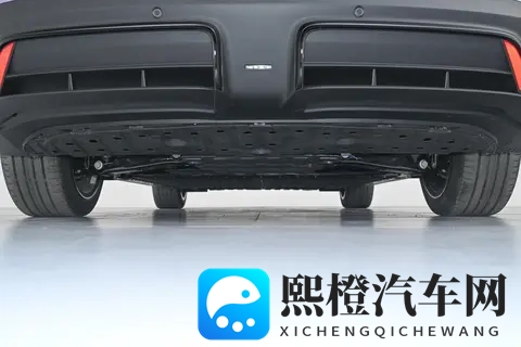 1399 万起售，综合产品力均衡，深蓝 L06 适合谁？-2