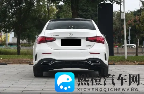 奔驰A级选购指南!请放弃25万的A180L丐版,多花244万上A200L吧-3