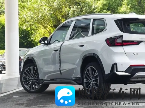 宝马SUV只卖168万!多层隔音玻璃、标配“T”动力,油耗仅69L-1