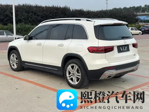 16万多拿下准新奔驰GLB,家用代步高品质之选?-1