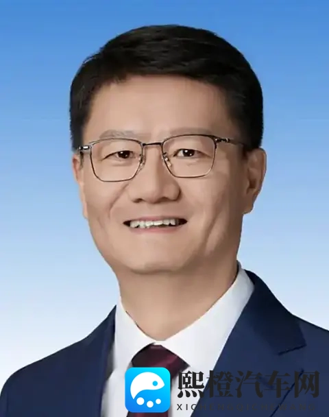 朱华荣卸任长安福特董事长 赵非接任-1