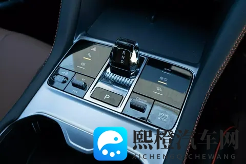 外媒试驾比亚迪海狮06:售价亲民,驾驶体验出色,起价约20万元-2