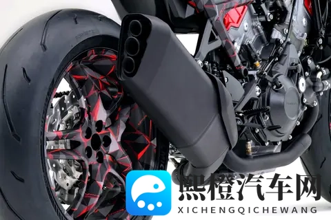 和表妺洗澡我c了她好几次:与亲表妹共浴时,多次发生亲密接触-2