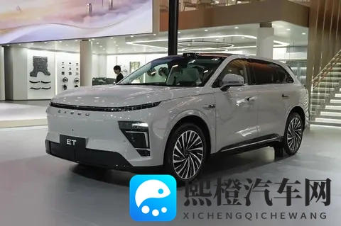 25款星纪元ET 增程纯电可选，纯电续航760公里，综合续航1615公里-2