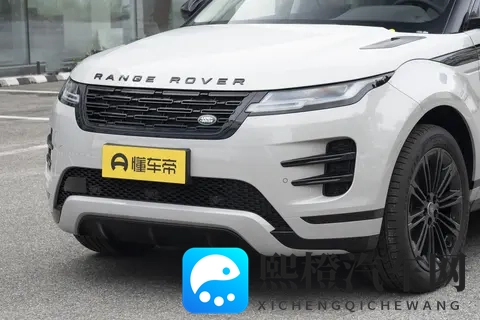 24 万级豪华 SUV 怎么选?揽胜极光全系配置解析与购车建议-3