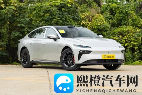 东风奕派eπ007+：15万级轿跑市场的新选择-1