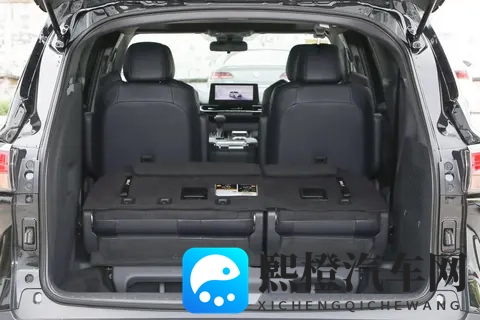 丰田格瑞维亚深度实测:混动省油王者 家用 MPV 的实用与槽点-1