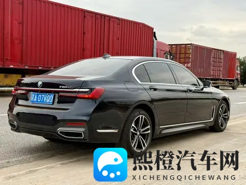 二手宝马7系:2022年上牌,589万公里,豪华座驾之选-3