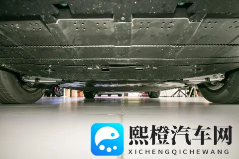 纯电驾控新体验,全面解析星纪元ES 2025款 纯电版 Max城区辅助驾驶-2