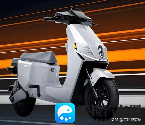 绿源S90-D:12项专利电机+3种动力模式,真能颠覆摩旅?-3