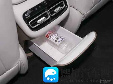 售1099万起 长安启源A06上市24小时大定突破10000台-3