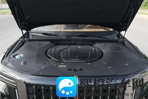 红旗H9全方位新车选购指南 各版本差异 配置解读-3