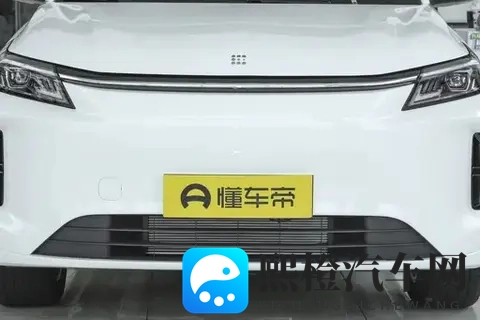 1398万元起!230km超长续航+四驱,这款插混SUV很适合家用-1