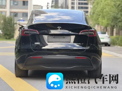 16万多拿下准新Model Y,体验未来科技,告别里程焦虑!-3