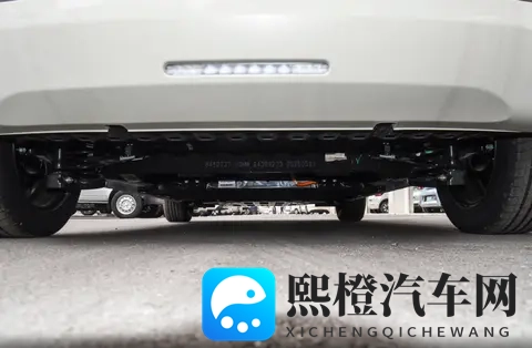 纯电代步车绕不开的选择，解读五菱缤果，颜值高还能“装”-2