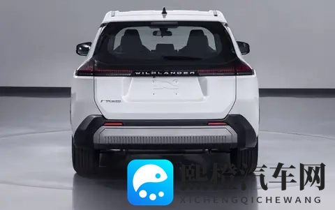 2026款广汽丰田“威兰达”街头曝光,强化力量感,内饰蜕变-1