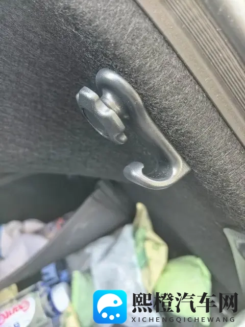 即便满载出游,行李也都有处安放,怎一个大字了得-1