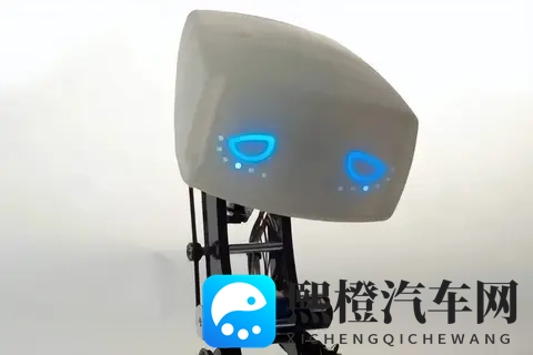 车载机器人：除了安全，还能帮你“路怒”？-3