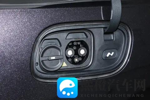 家用SUV的优选？乐道L90试驾感受：超大前备舱，实用又好玩-2